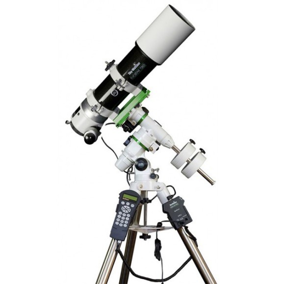 Télescope réfracteur Skywatcher Black Diamond 72ED avec monture EQM-35 PRO Goto